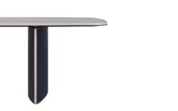 verve-dining-table-myface