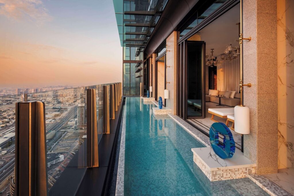 luxury-hotel-in-dubai