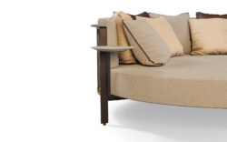 polar-daybed-brown-details-myface