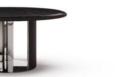 outdoor-dining-table