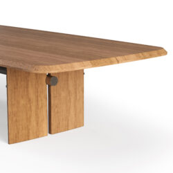 outdoor-table